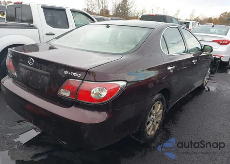 2002 Lexus Es 300 z USA, uszkodzony, nr VIN JTHBF30G820064150